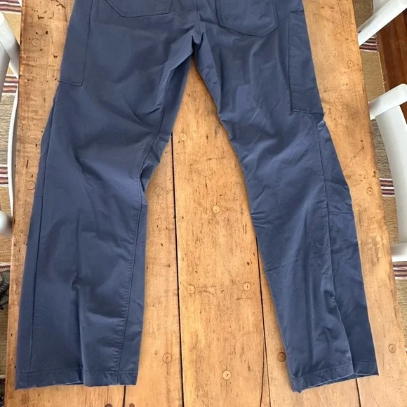 Duluth Trading Co Women’s Flexpedition Bootcut Pants: like new size 10 L 31 - Picture 10 of 11